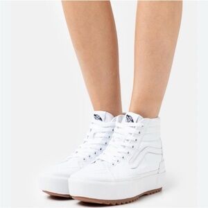 Vans SK8-HI Platform 2.0 Stacked
Women 10.OUS